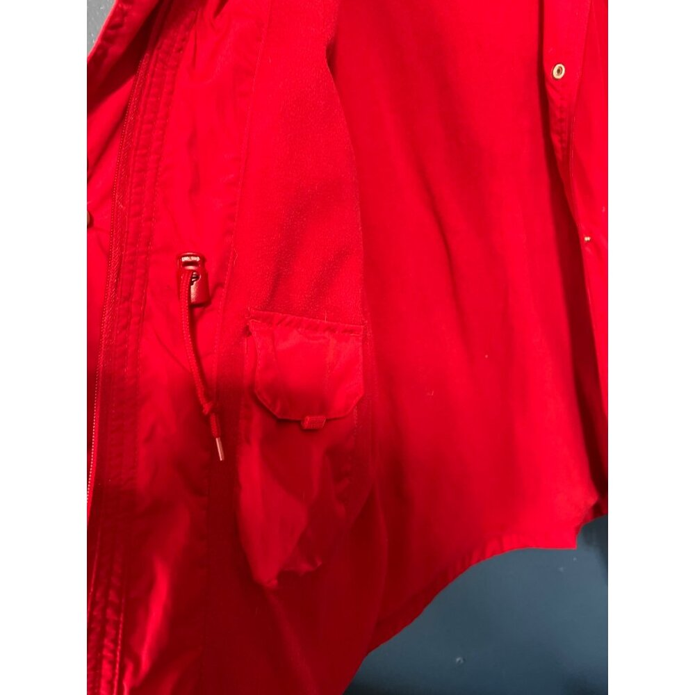 Red Jacket - Picture 4 of 6